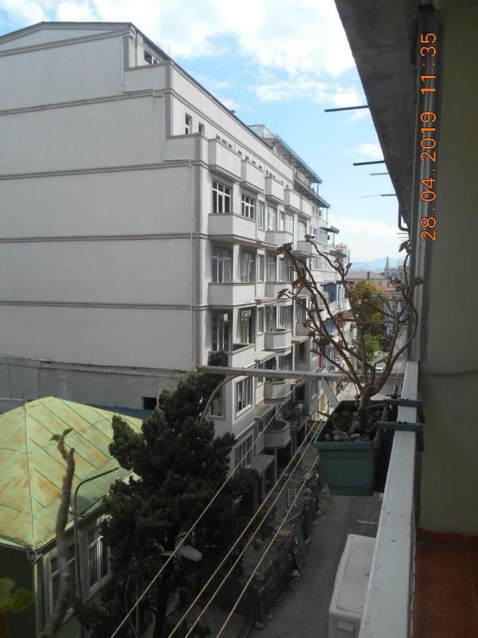 Apartment On 26 May Str Batumi Exterior foto